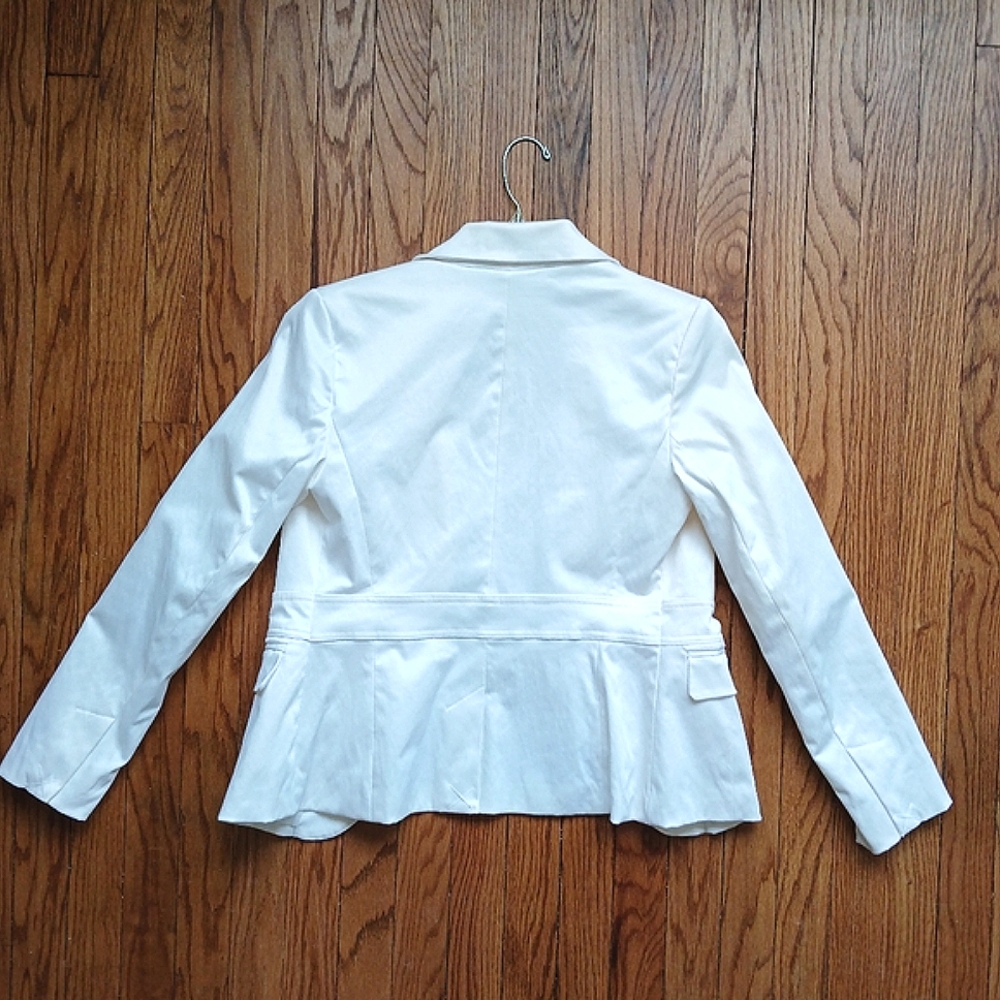 ❤️💕New York & Company fitted blazer❤️💕 - Picture 4 of 8